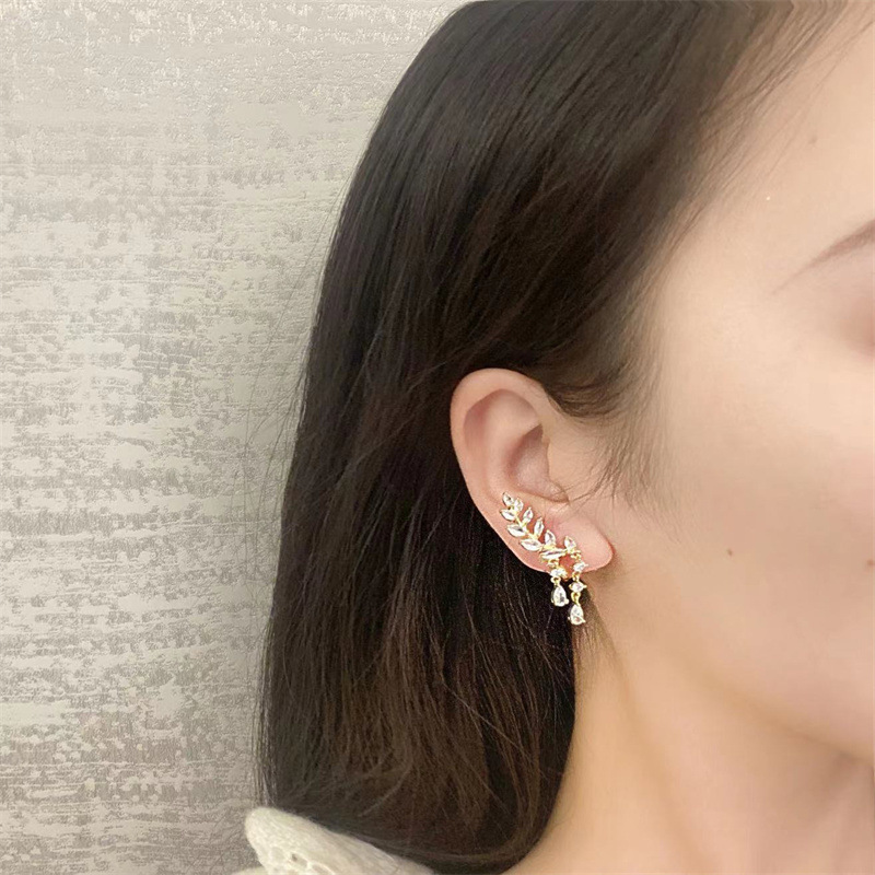 Bông tai nhành lá xinh đẹp