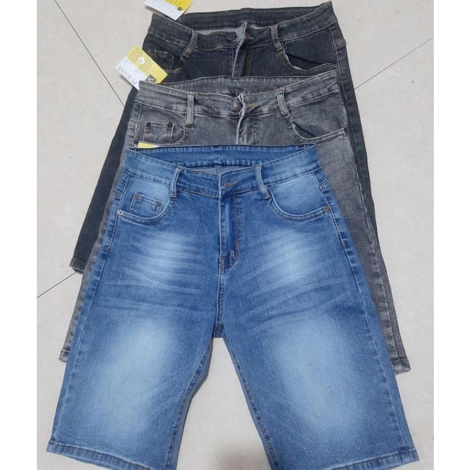 Quần short Jeans nam ống suông. Vải Jean cotton có giãn mang lại cảm giác mềm mịn thoải mái