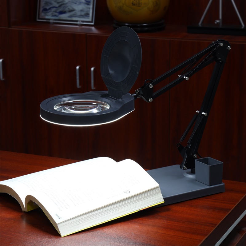Kính lúp để bàn có đèn TERINO DE-78B (phóng đại 10X và 20X, Led, màu đen) - Hàng chính hãng