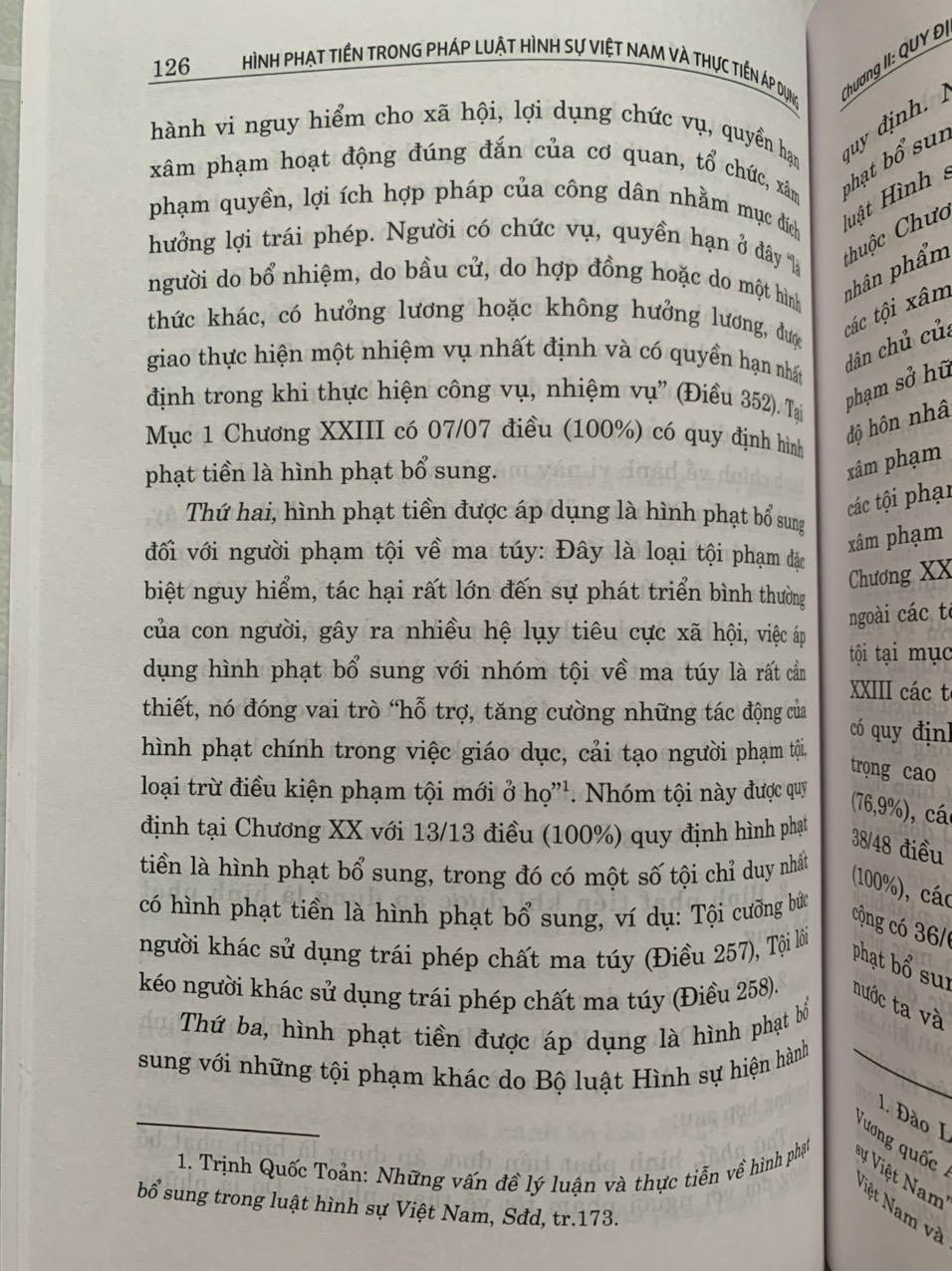 Sách - Hình phạt tiền trong pháp luật hình sự Việt Nam và thực tiễn áp dụng