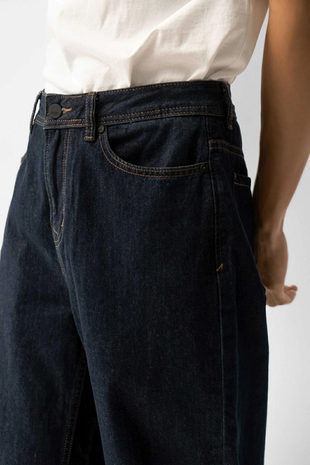 Quần Jean ROUTINE Nam Ống Đứng Diễu Thân Trơn Form Straight - 10F23DPA010R1 | LASTORE MENSWEAR