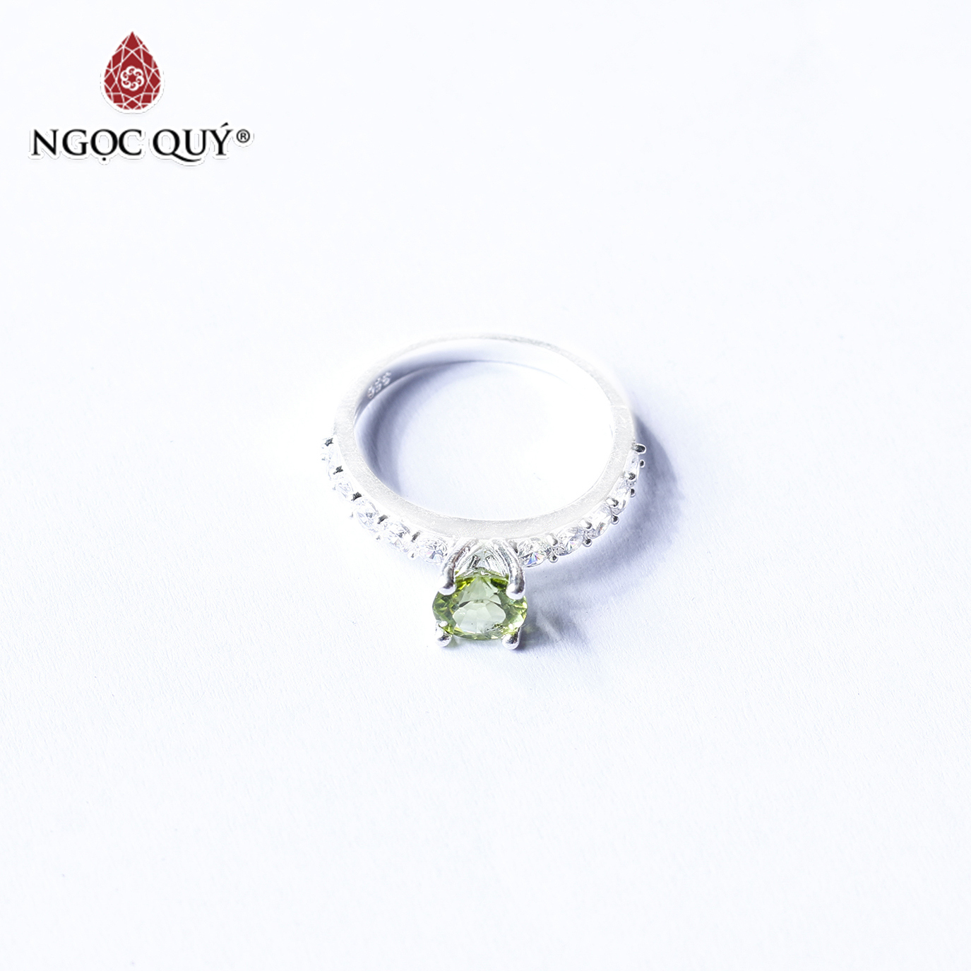 Nhẫn bạc nữ đá thiên nhiên - Ngọc Quý Gemstones - Peridot - Ni 17