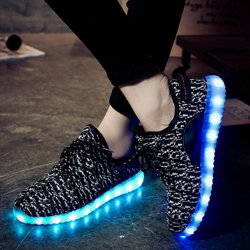 Giày phát sáng màu đen sần phát sáng 7 màu 11 chế độ đèn led phong cách Hàn Quốc (ảnh thật video thật