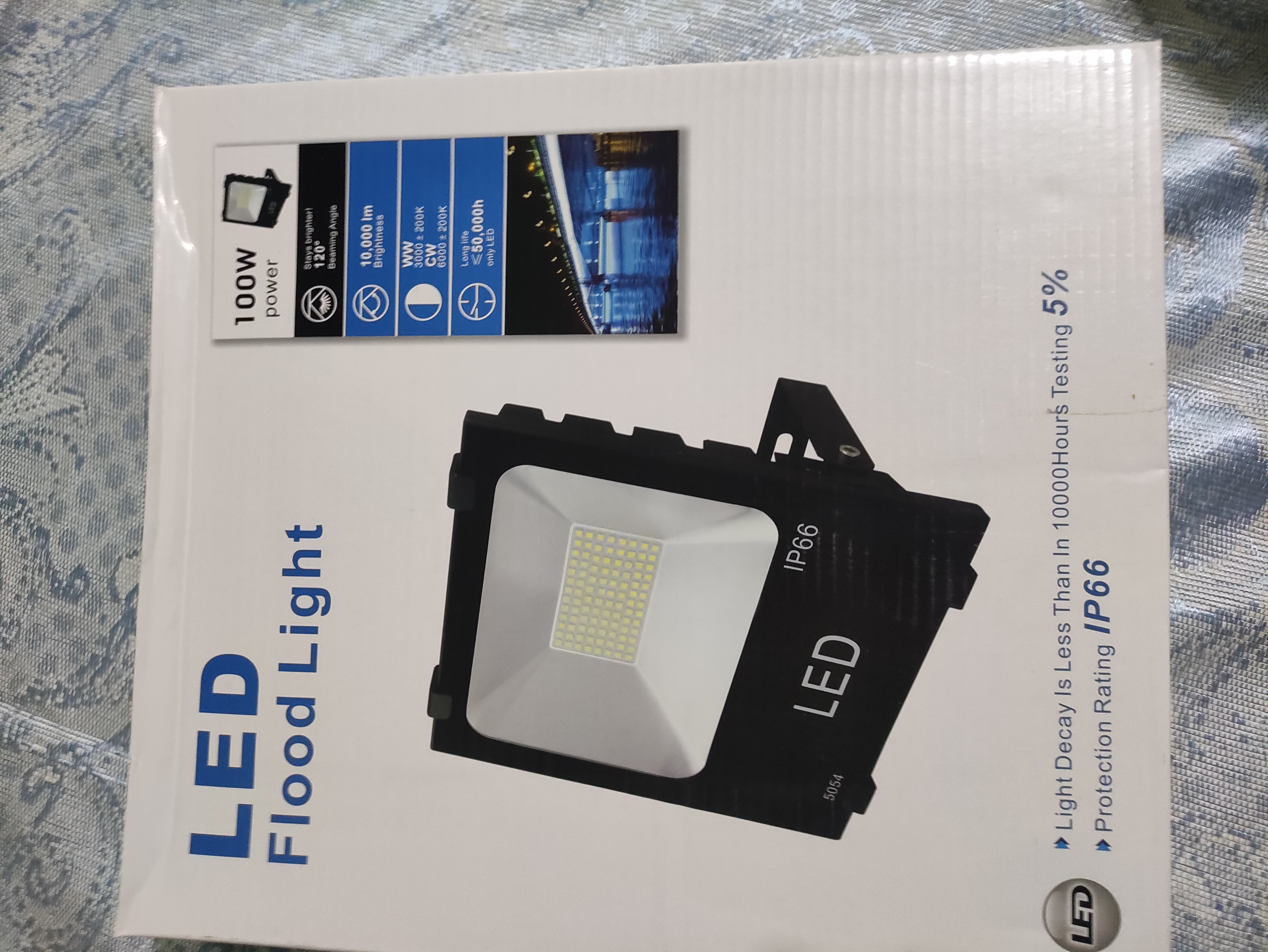 Đèn pha led Cob 100w đủ watt