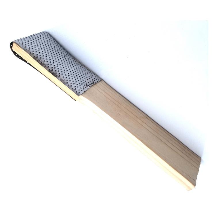 Gỗ ráp miếng bào ruột xăm, đánh giầy