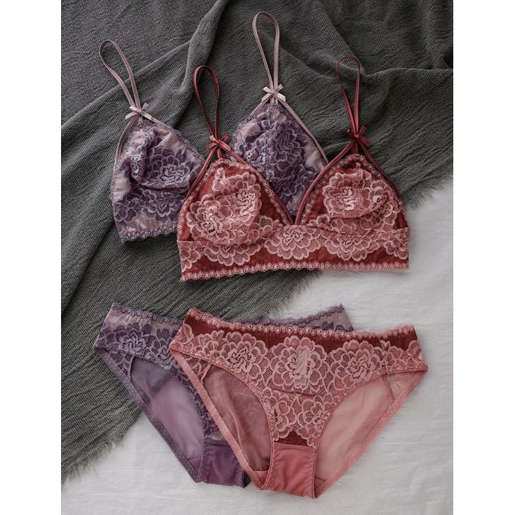 Bộ Đồ Lót Bralette Không Đệm Ren Hoa Cẩm Chướng S316