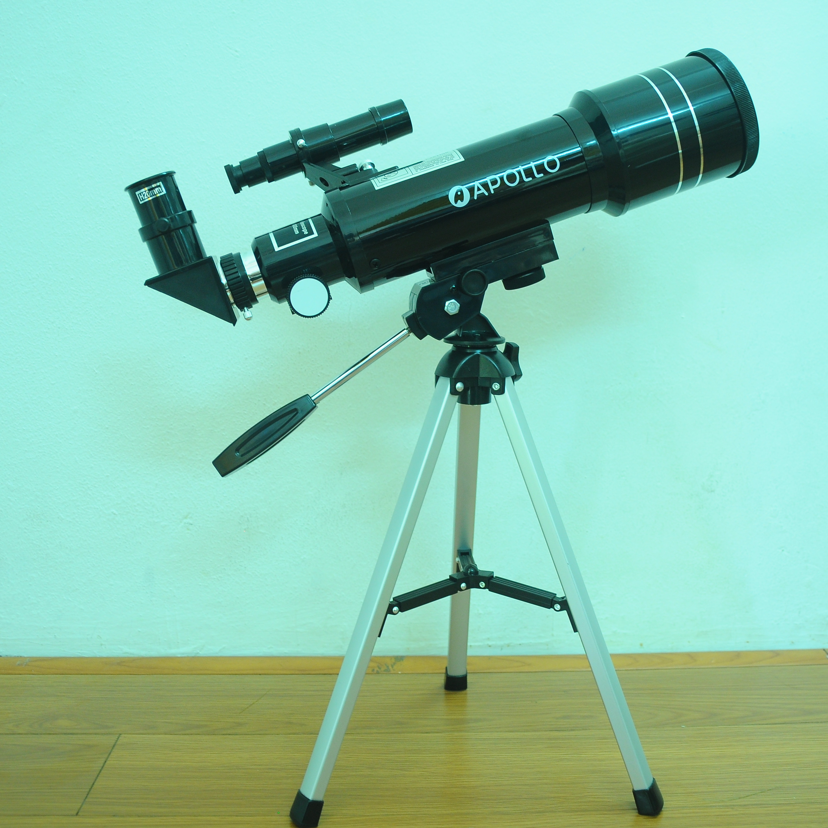 Kính thiên văn APOLLO D70F400