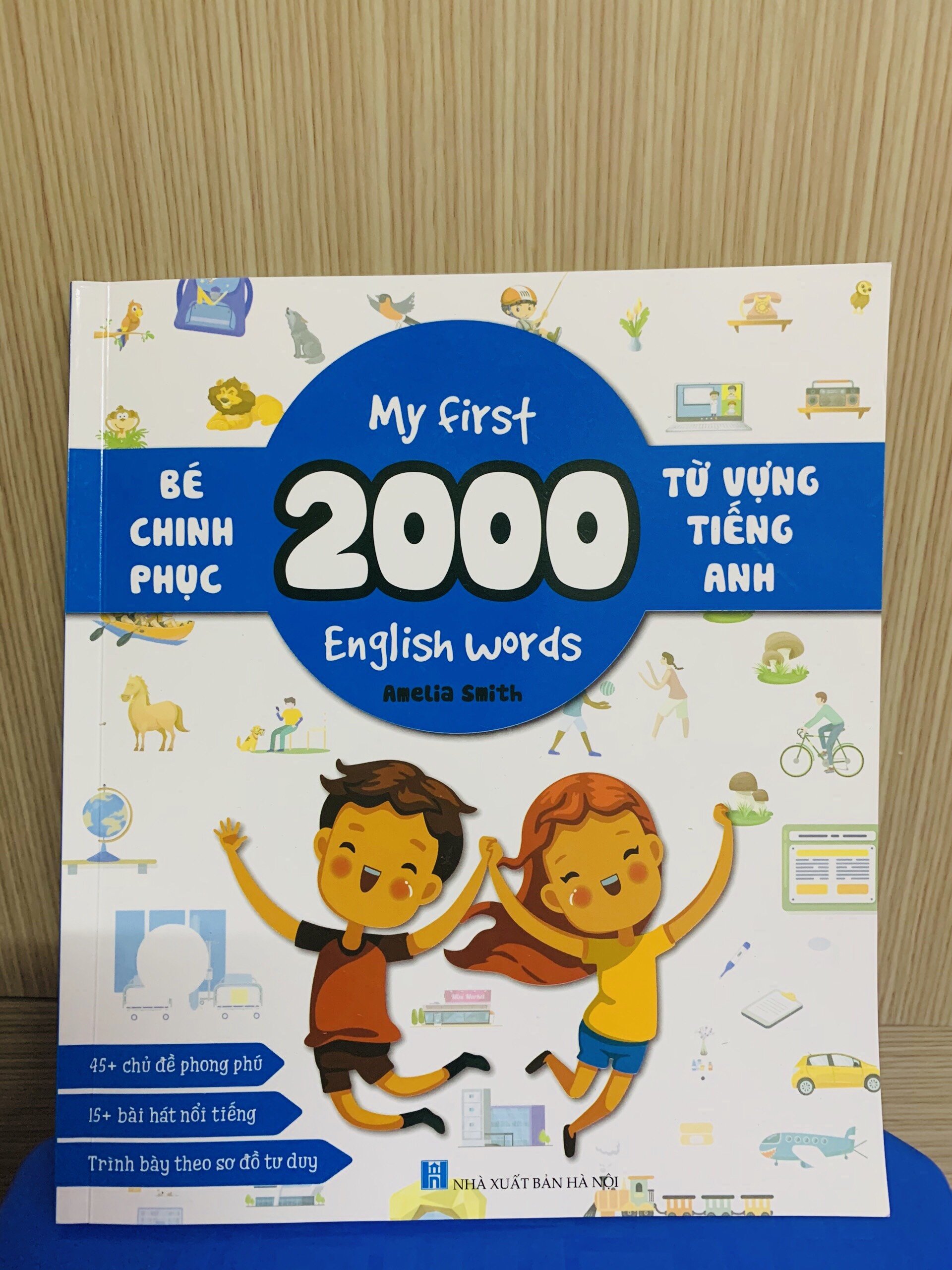 Sách- Bé Chinh Phục 2000 Từ Vựng Tiếng Anh 119 trang (My First 2000 English Words)