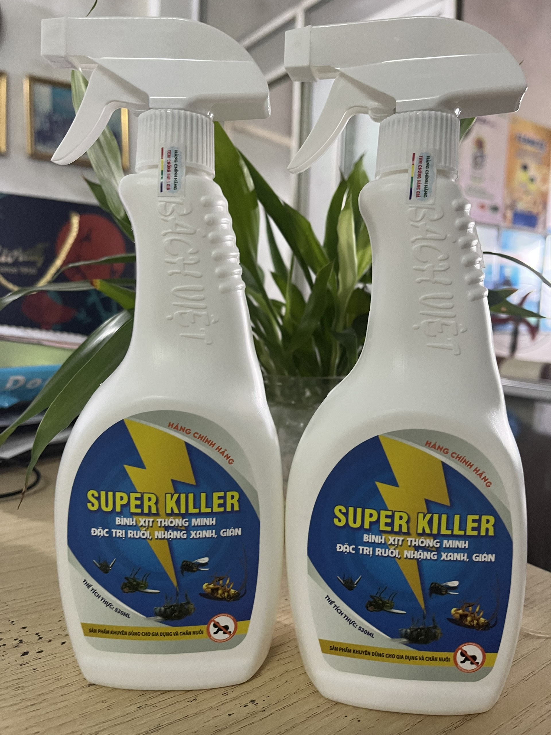 Bình xịt thông minh đặc trị ruồi, nhặng xanh, gián Super Killer 530 ml