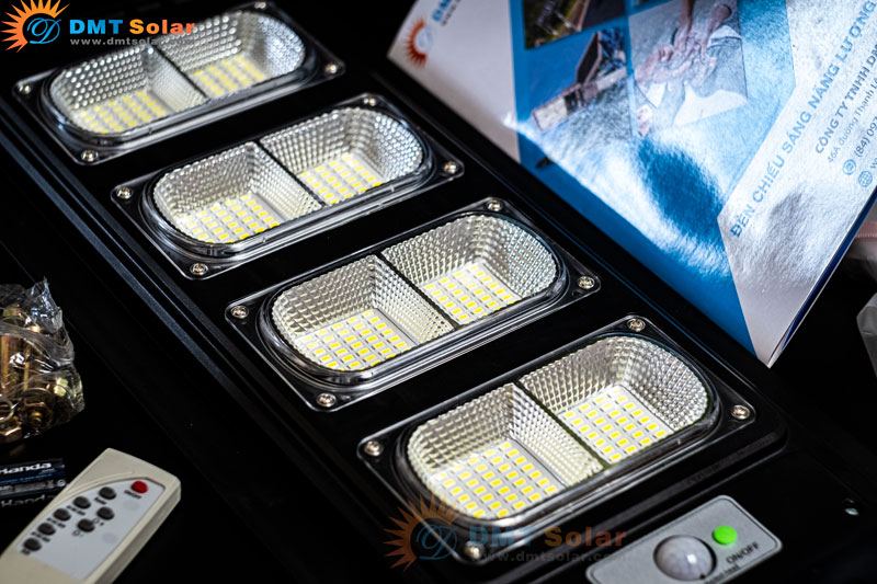 Đèn đường liền thể 120W năng lượng mặt trời DMT-D120PY