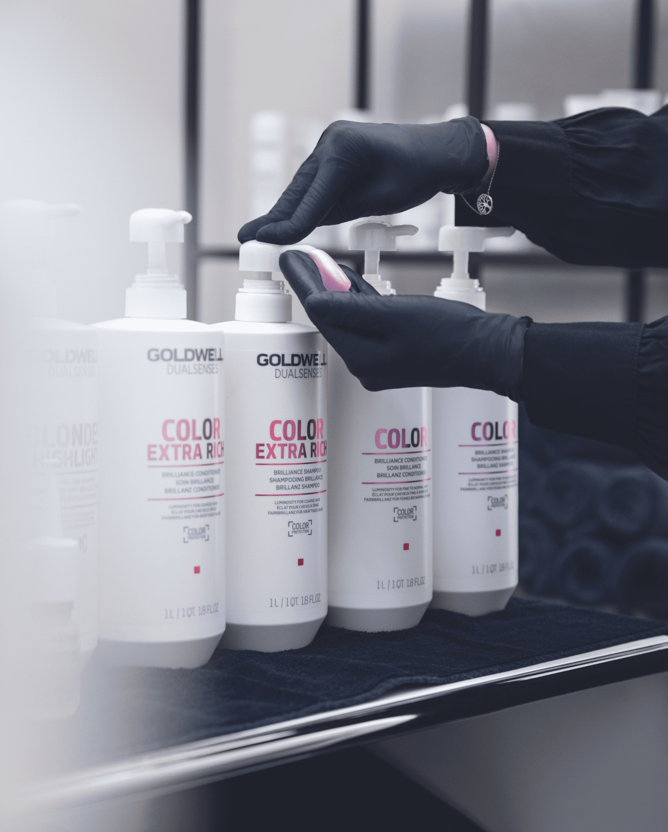 Dầu Gội Giữ Màu Goldwell Color Extra Rich – Dưỡng Ẩm, Giúp Tóc Nhuộm Bền Màu