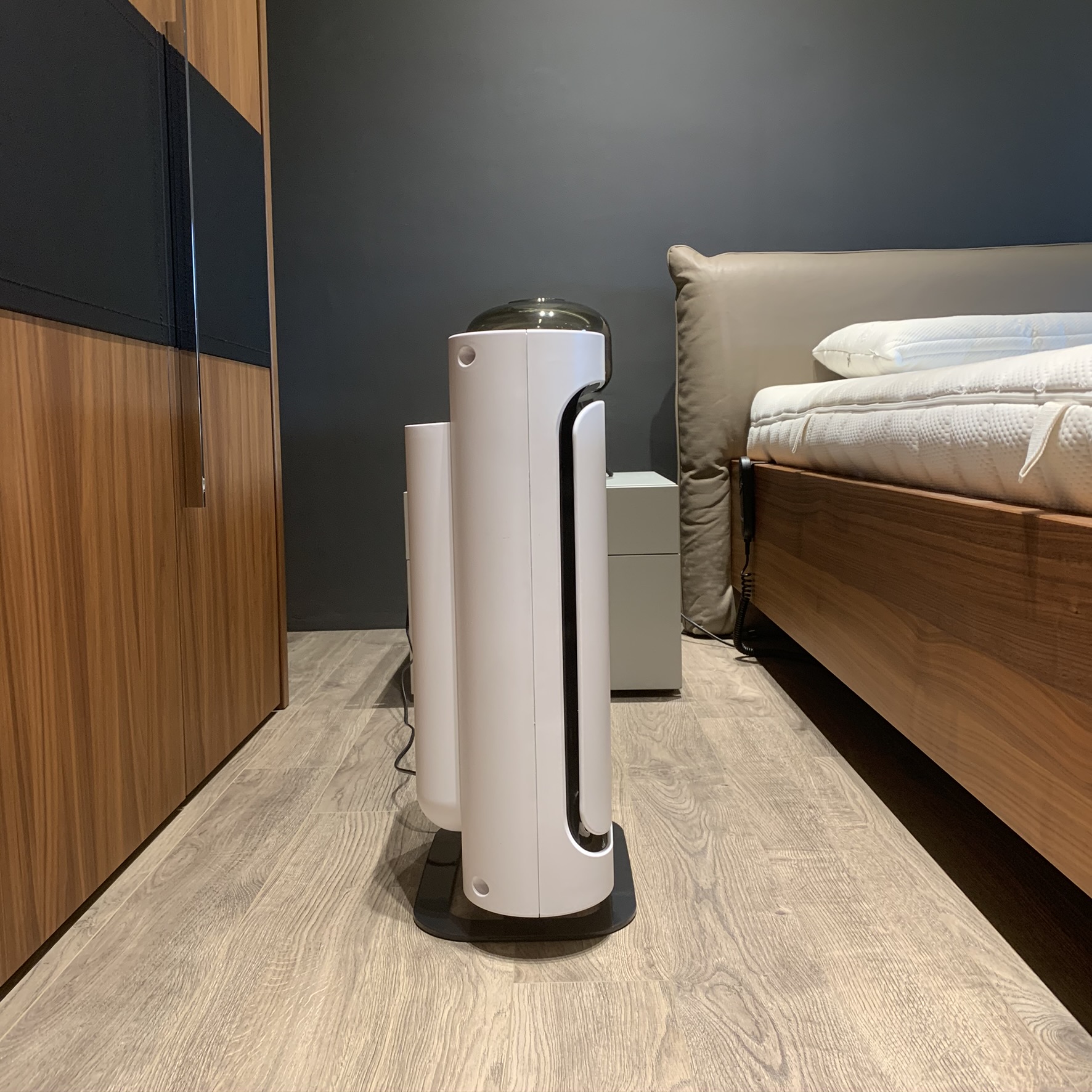 Máy Lọc Không Khí Cao Cấp BONECO P400 Chống Dị Ứng, Khử Mùi, Diệt Khuẩn, Lọc Bụi Báo Ô, Khuếch Tán/ Xông Tinh Dầu Nhiễm - Hàng Nhập Khẩu