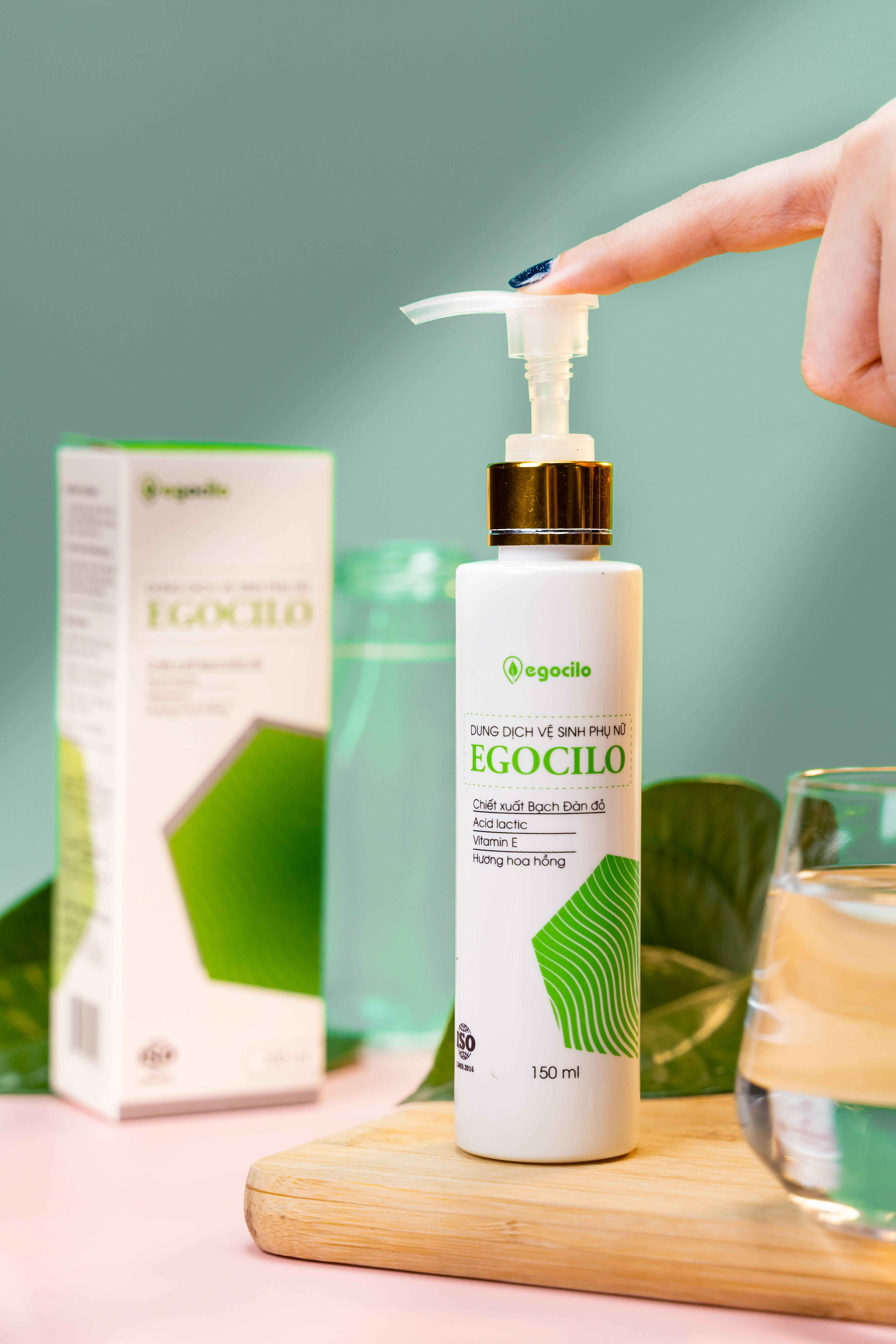 Dung dịch vệ sinh phụ nữ Egocilo ( hộp 150ml ) Khử mùi hôi, chống khô rát, viêm nhiễm, nấm ngứa, Khắc phục tình trạng khí hư, huyết trắng. Giúp vệ sinh vùng kín hằng ngày, thời kỳ kinh nguyệt, thai nghén, sau sinh, trước và sau khi quan hệ tình dục - Hàng chính hãng 100%