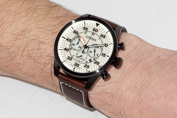Đồng hồ nam Citizen Eco-Drive CA4215-04W