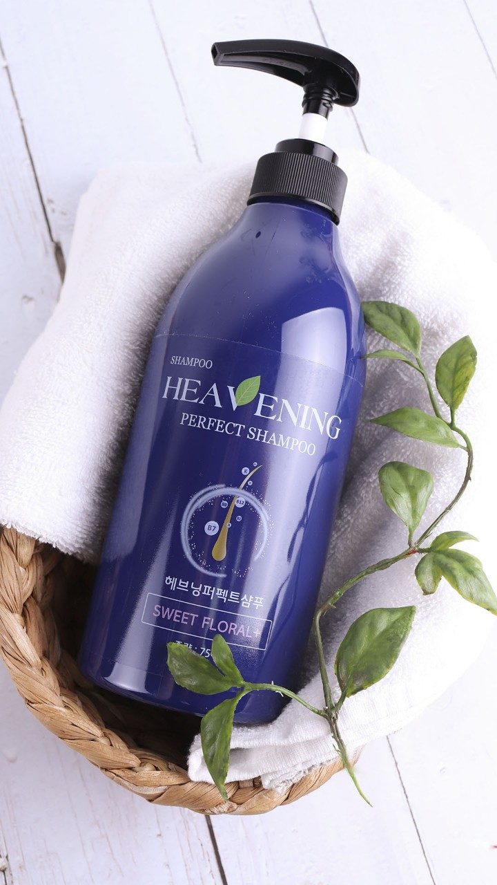 Combo 01 chai Dầu Gội chăm sóc tóc + 01 Sữa tắm dưỡng ẩm da cao cấp Heavening Perfect TẶNG KÈM Hộp & Túi đựng