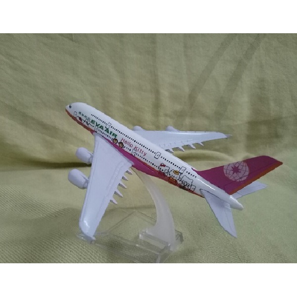 Mô hình máy bay A380 Eva Air - Hello Kitty Pink 16cm
