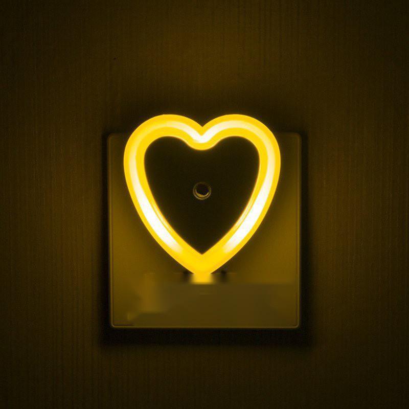 Đèn ngủ cảm ứng giá rẻ hình tim tự động tắt/sáng đèn