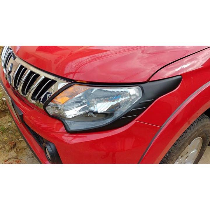 Bộ ốp đèn pha hậu đen xe dành cho Mitsubishi Triton 2016-2020