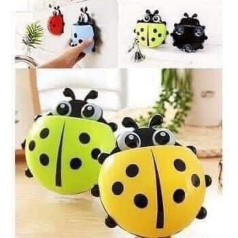 BỌ CẮM BÀN CHẢI SIÊU XINH