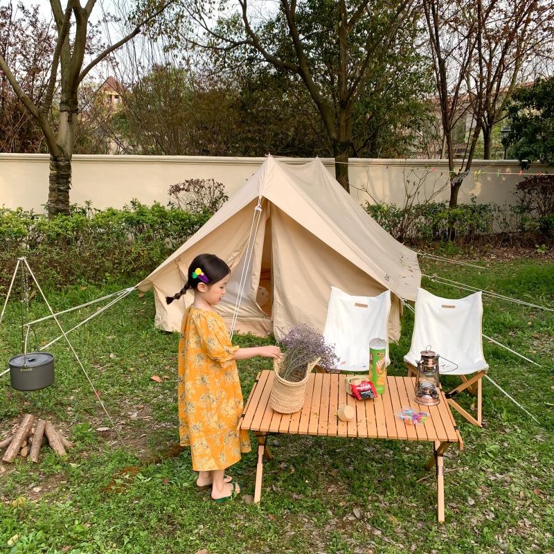 Đầm hoa tay phồng đáng yêu cho bé