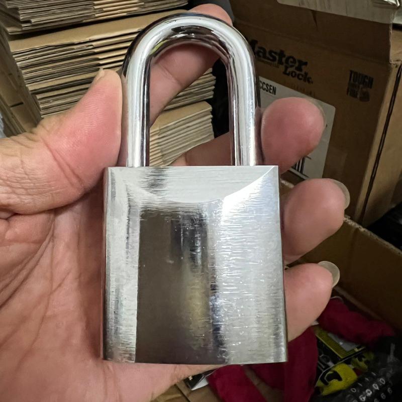 Ổ khóa thép Master Lock 7050 4KEY rộng 50mm 4 chìa dòng ProSeries - MSOFT