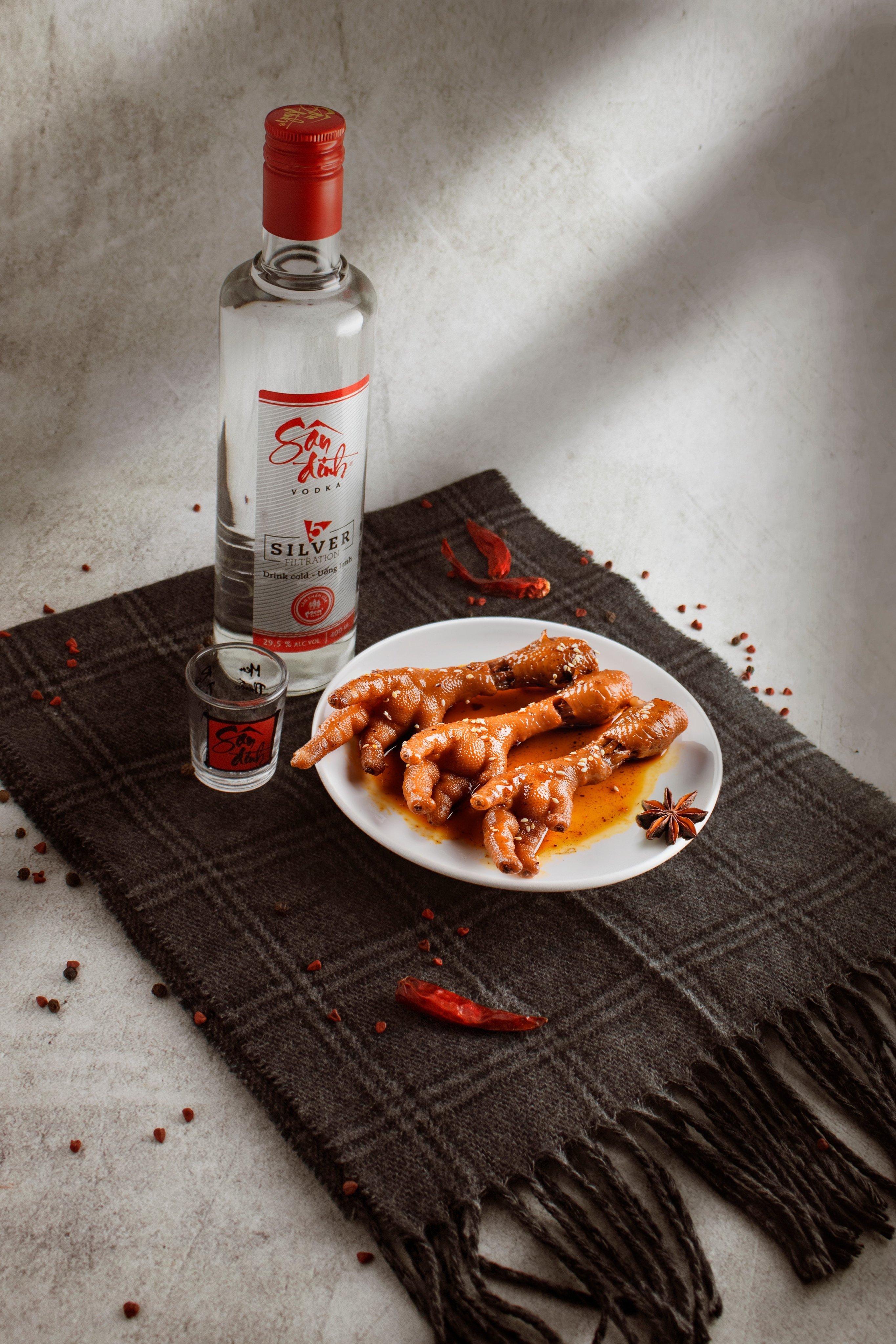 Rượu Sân Đình Vodka Truyền Thống 29,5% chai 400ml