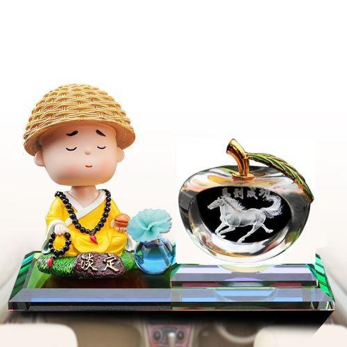 TƯỢNG NƯỚC HOA CHÚ TIỂU & QUẢ CẦU PHA LÊ