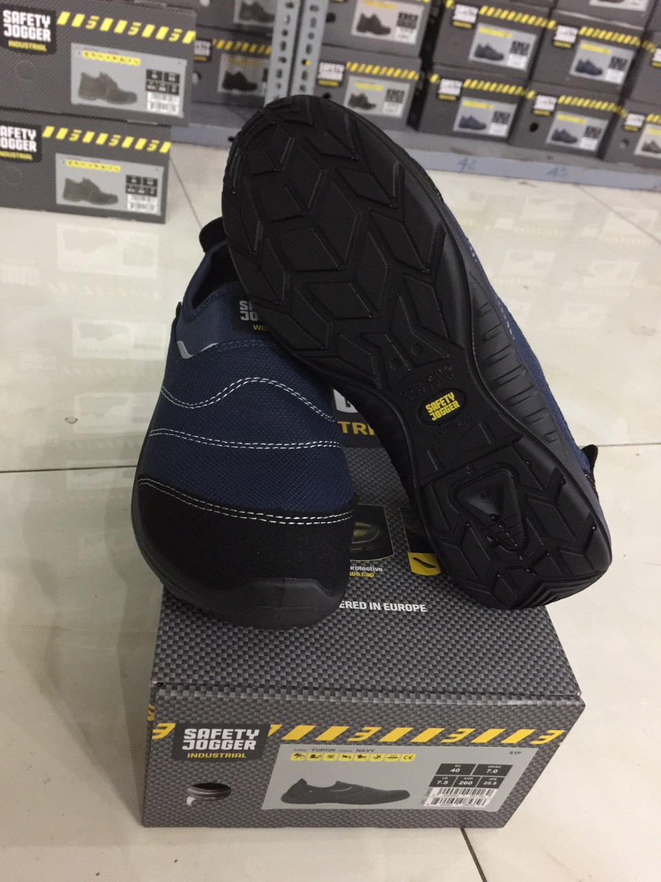 Giày Bảo Hộ Lao Động Safety Jogger Yukon Siêu Nhẹ, Thoáng Khí, Chốn Trơn Trượt