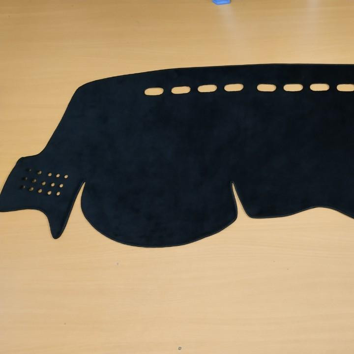 Thảm chống nóng taplo xe kia soluto thảm nhung 3 lớp  cách nhiệt đế cáo su chống trơn