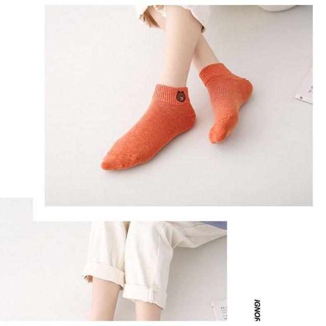 1 ĐÔI VỚ NỮ THÊU HÌNH GẤU