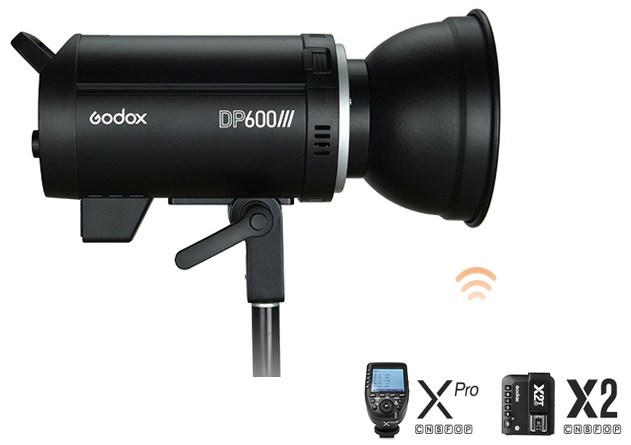 Đèn chụp ảnh Godox DP600III