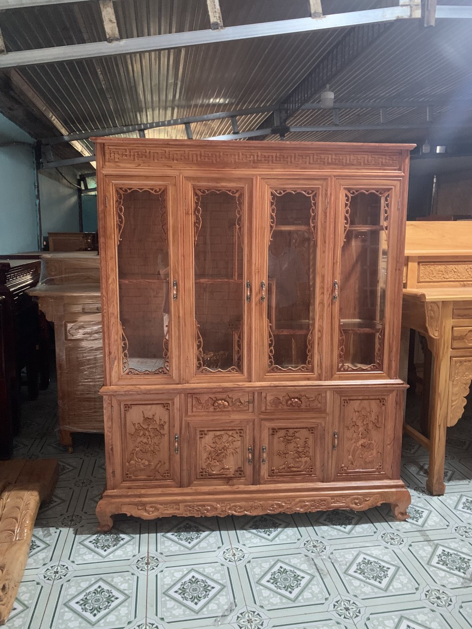 TỦ RƯỢU GỖ GÕ ĐỎ 160cm x cao 210cm x hông 42cm
