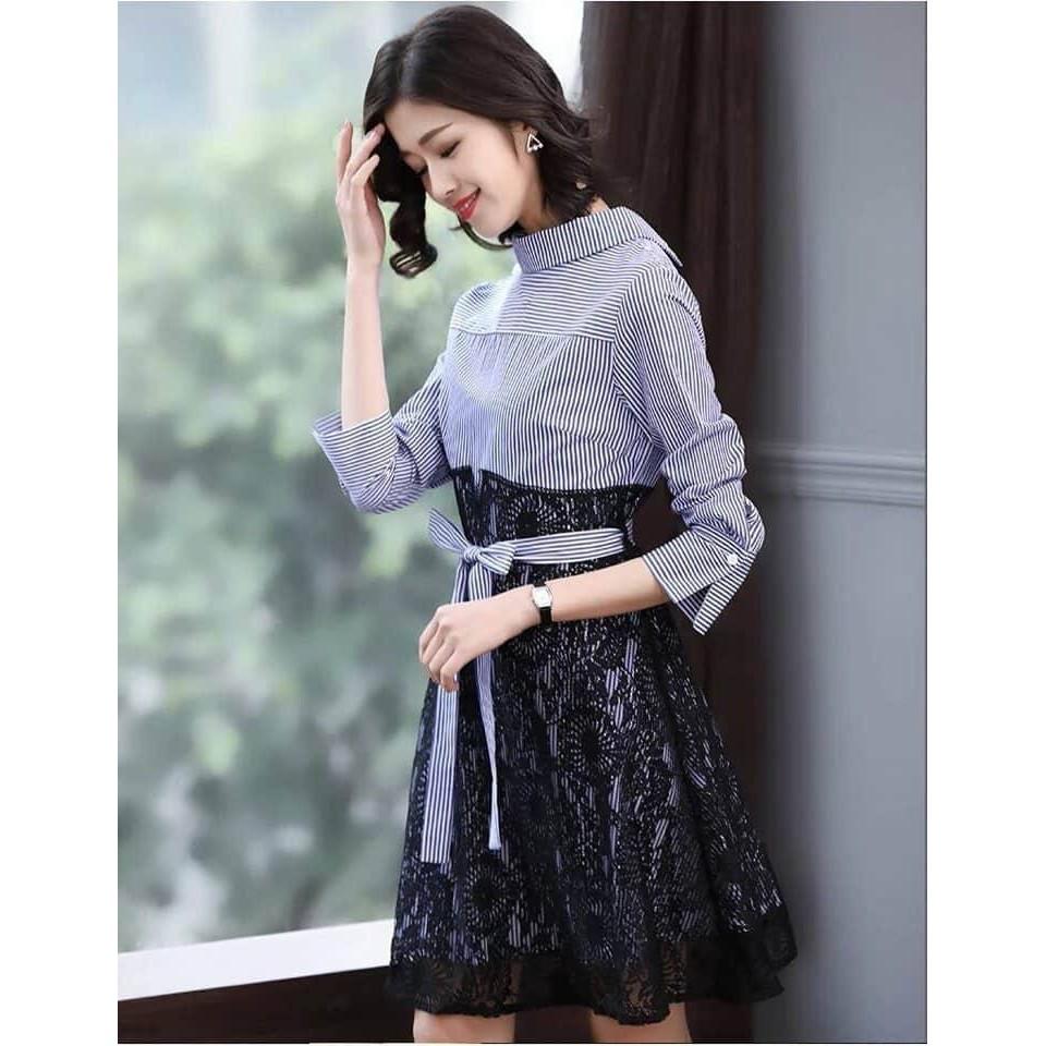 Đầm Xòe Sọc Kate Phối Ren Hoa chất vải sọc kate phối ren lưới hoa mịn và mát,ko co giãn. Đầm thích hợp cho chị em đi làm công sở,đi chơi,đi tiệcnhé