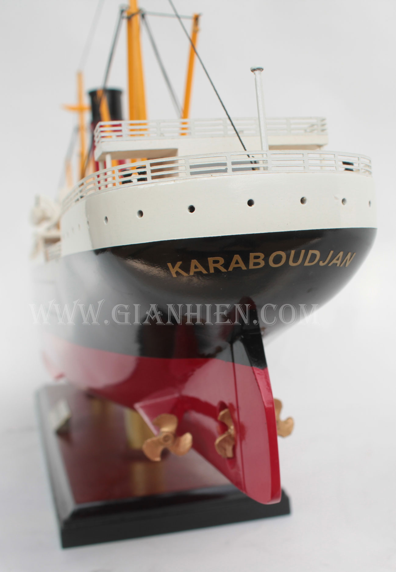 Mô hình tàu KARABOUDJAN (Giá xưởng)