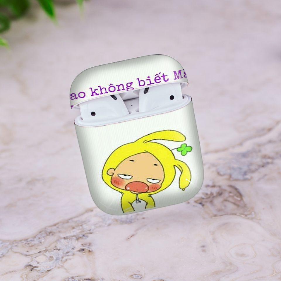 Miếng dán skin chống bẩn cho tai nghe AirPods in hình bỏ điện thoại xuống - fun019 (bản không dây 1 và 2)