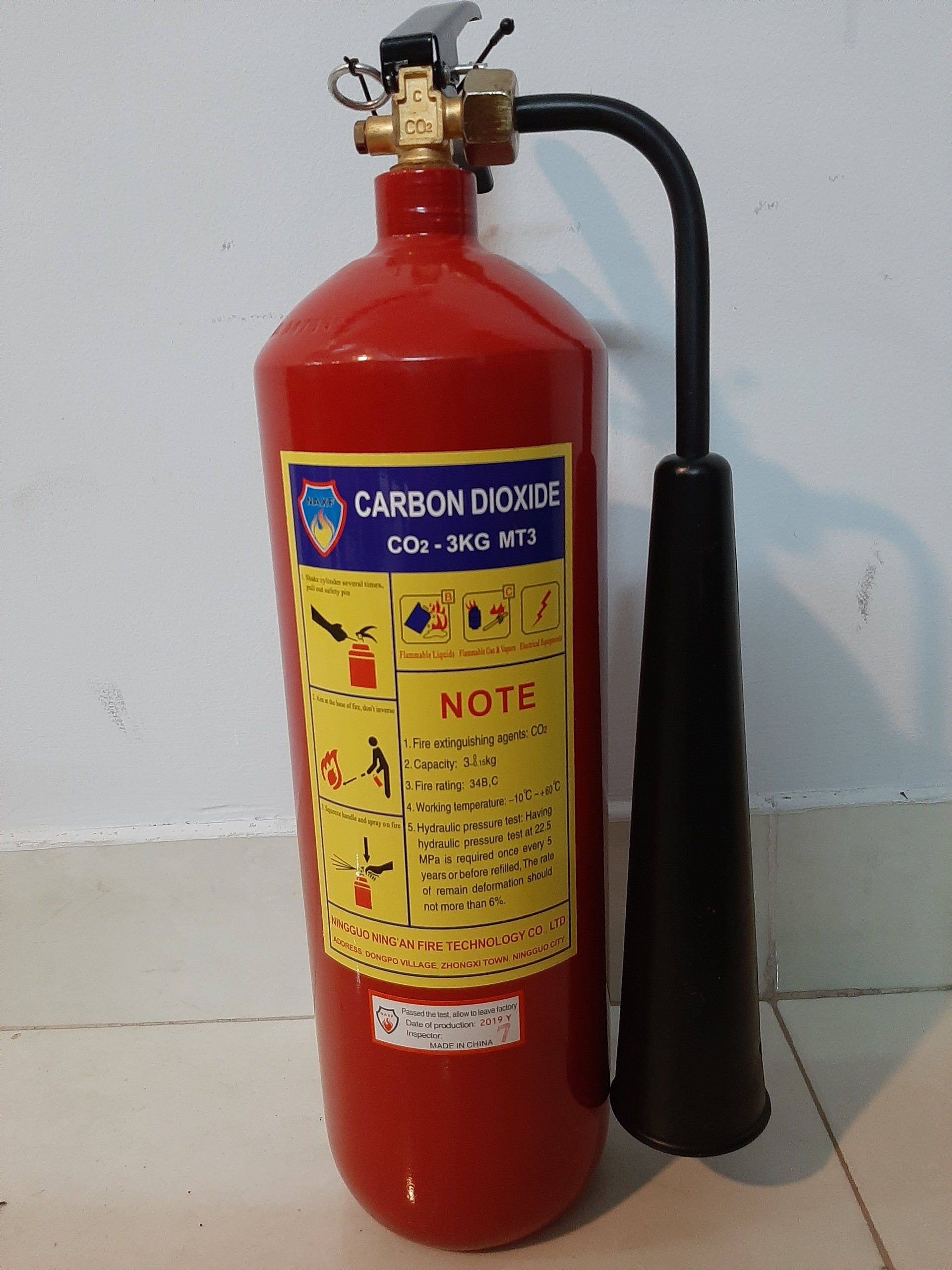 BÌnh chữa cháy/ Bình cứu hỏa CO2 MT3 3kg