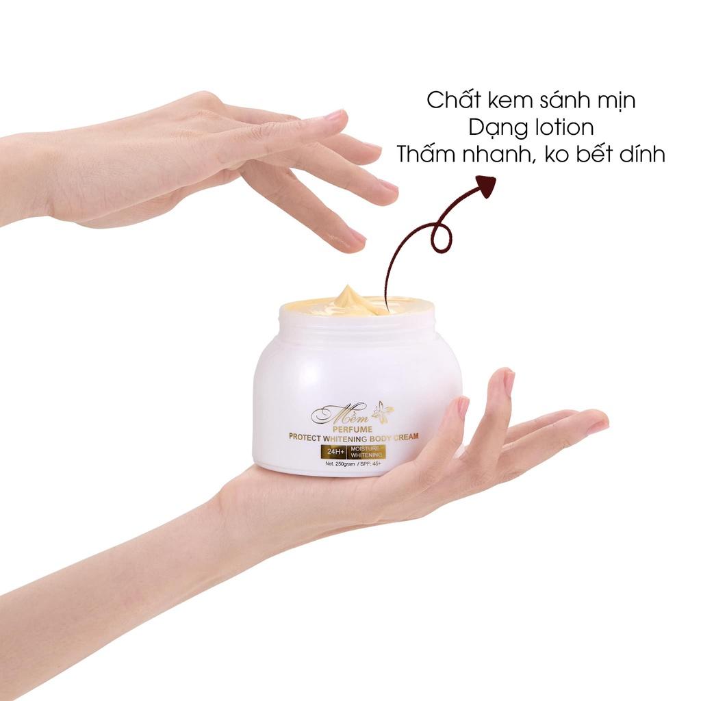 Bộ tắm trắng toàn thân cấp tốc Acosmetics VIP05 gồm 1 Kem body mềm 250g 1 Kem tắm trắng 150g 1 Tẩy da chết 350g