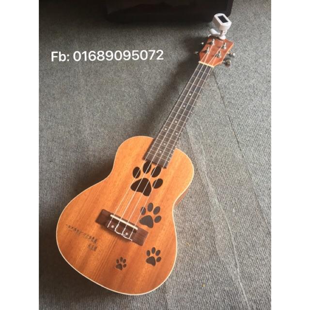 Đàn Ukulele dấu chân chó