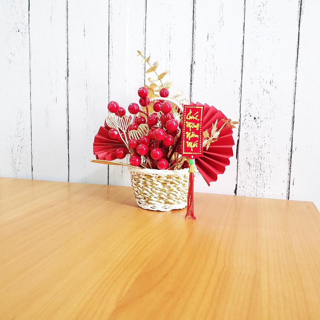 Giỏ đào đông nhí cao 15cm để bàn trang trí tết A03