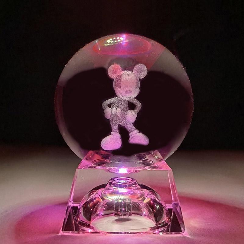 Bộ Quà Tặng Quả Cầu Pha Lê 3D larser LED chuột Mickey 6cm