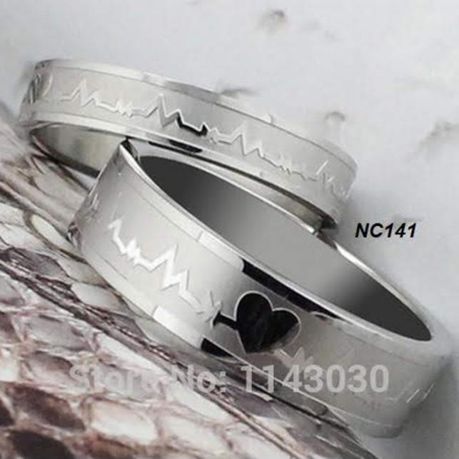 Nhẫn cặp inox nhịp đập trái tim tình yêu NC141
