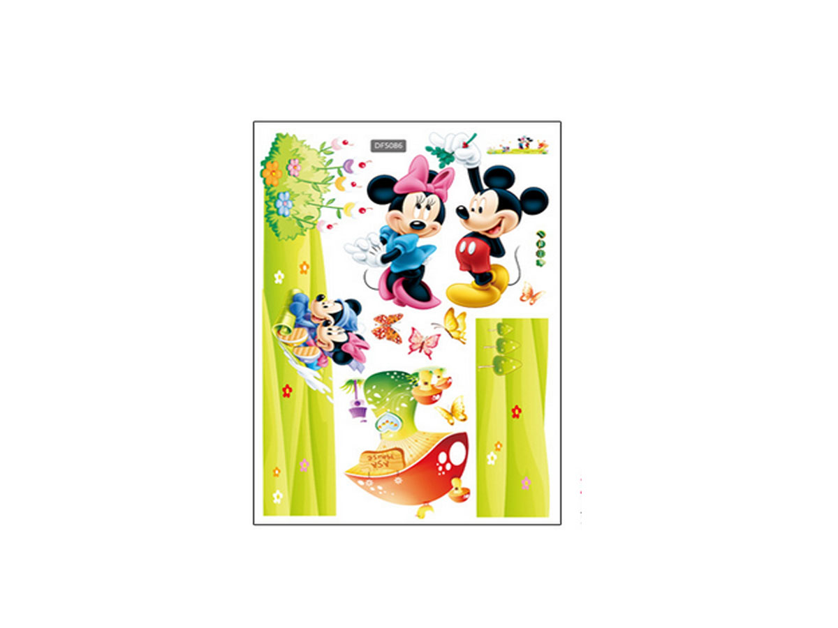 Decal dán tường chuột mickey và mimi vui chơi nhà nấm