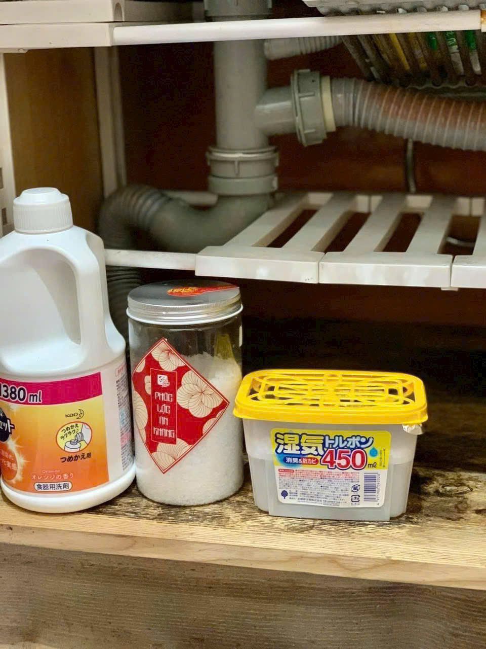 Hút Ẩm Nhật Bản 450ml Giải Pháp Chống Ẩm Mốc Hiệu Quả Cho Mọi Không Gian