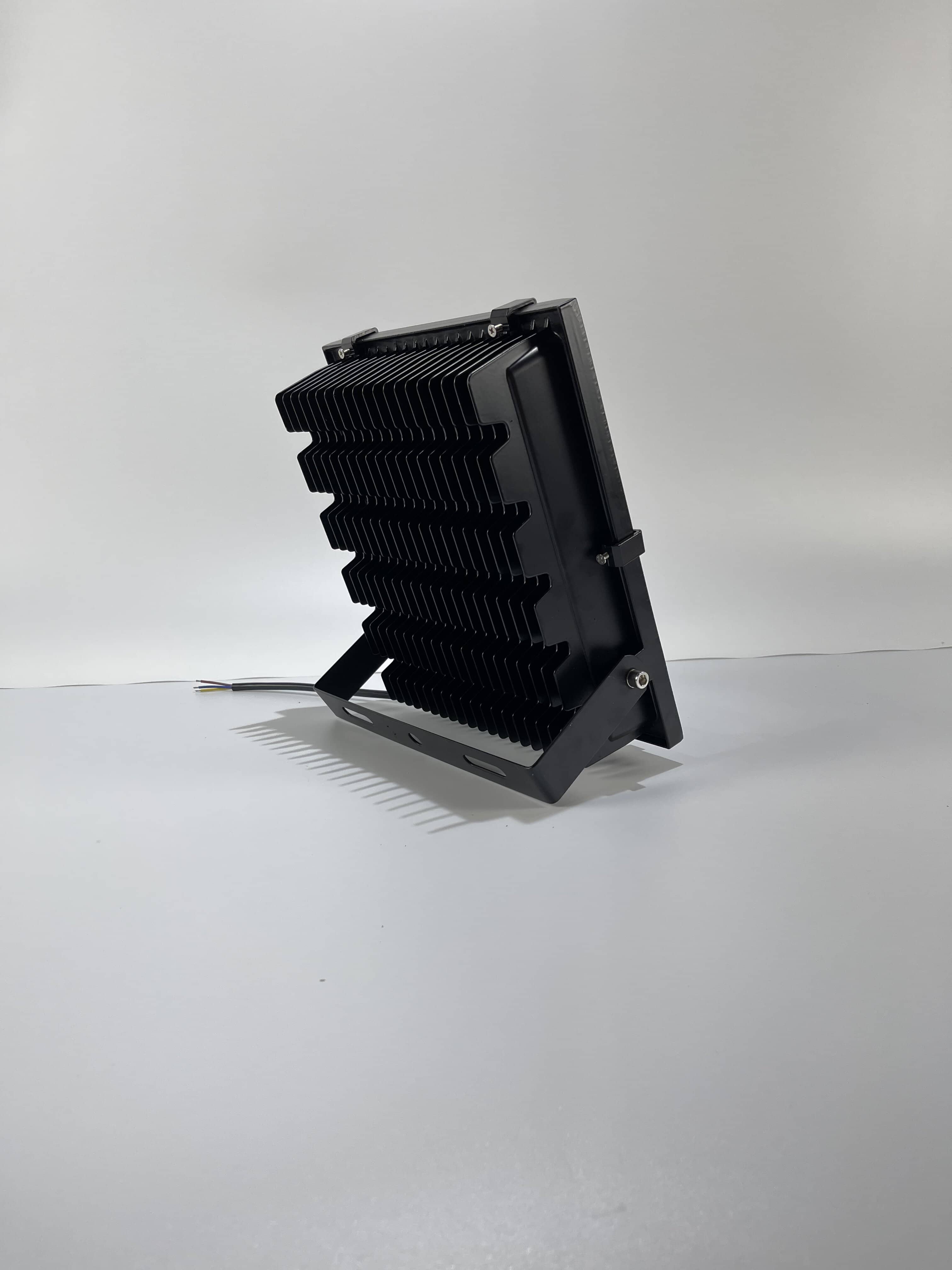 Đèn Pha Led 100W - 150W - 200W Siêu Sáng