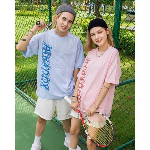 Áo thun form rộng Paradox tay lỡ - Unisex - In hình - VERTICAL EMBOSSING - Màu hồng phấn