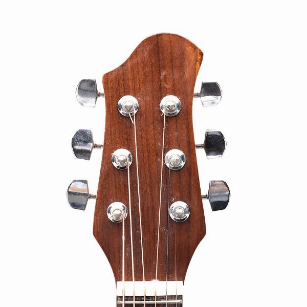 Guitar Acoustic Khuyết SAG04C - Âm vang, trong - Bấm không đau tay