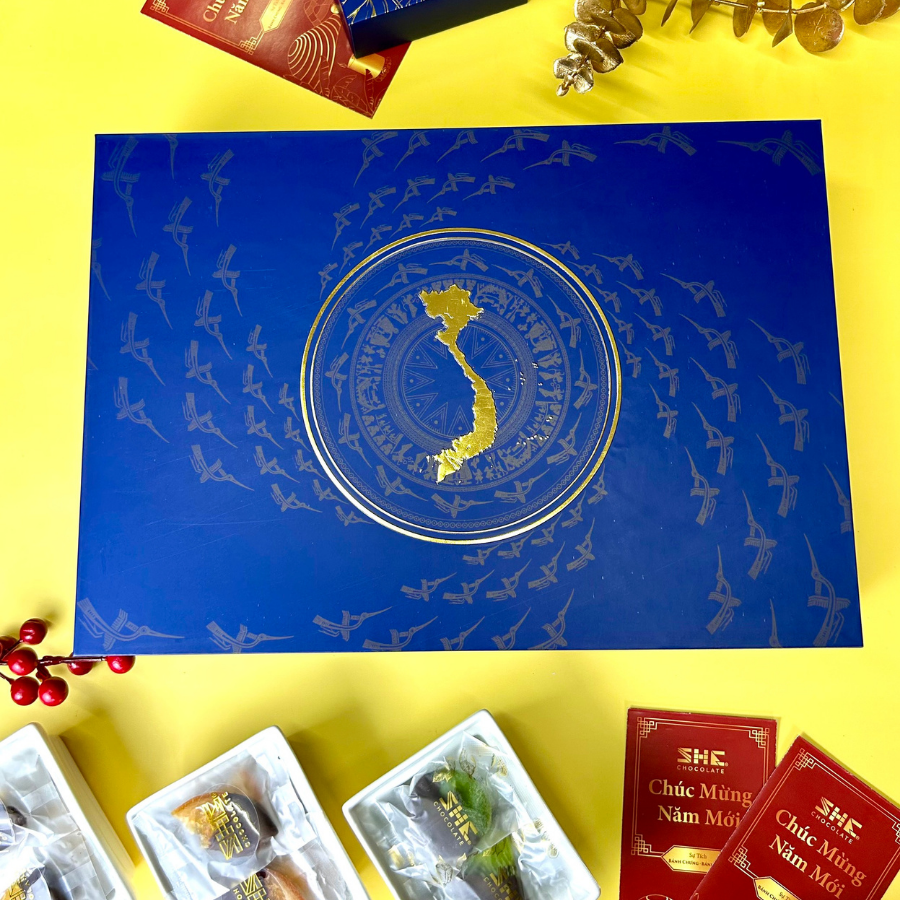 Bộ quà Cung Trăng Coban - 3 bánh trung thu socola - SHE Chocolate  - Quà tặng sức khỏe cho người thân - Trung thu 2023