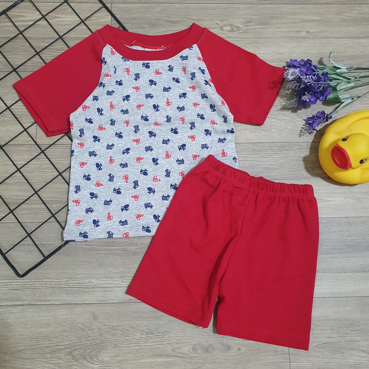 Combo 3 bộ dài tay cộc tay thun borip xuất dư như hình size đến 25kg.Giao màu ngẫu nhiên