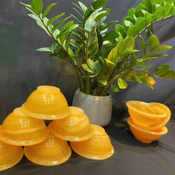 Bát Ngọc Hoàng Long, Trang trí ban thờ, vật phẩm thờ cúng