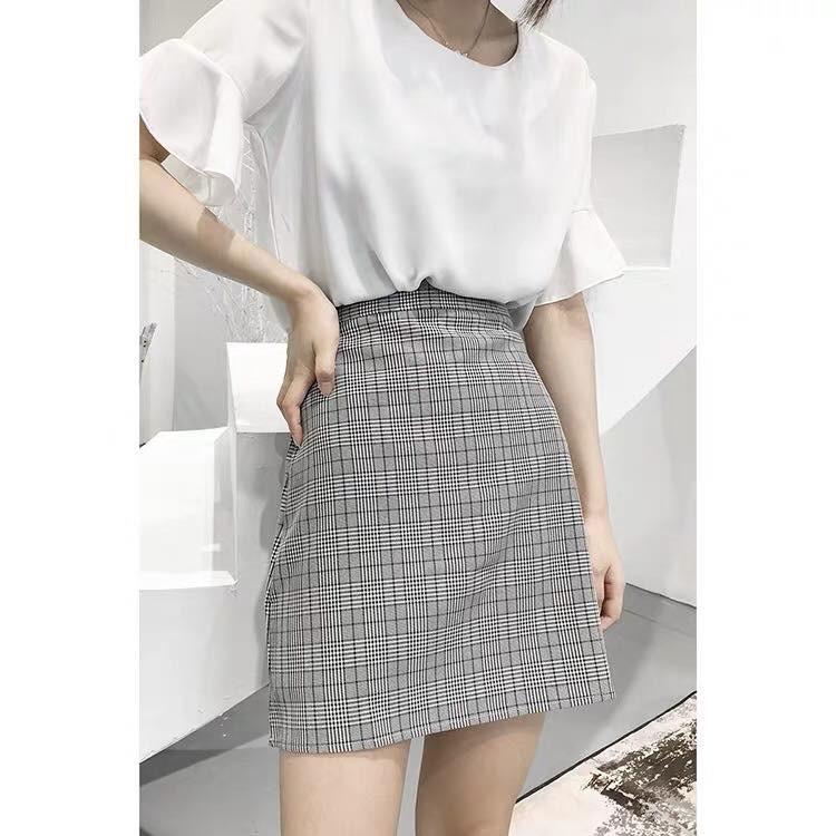 Chân váy cạp cao họa tiết caro thời trang